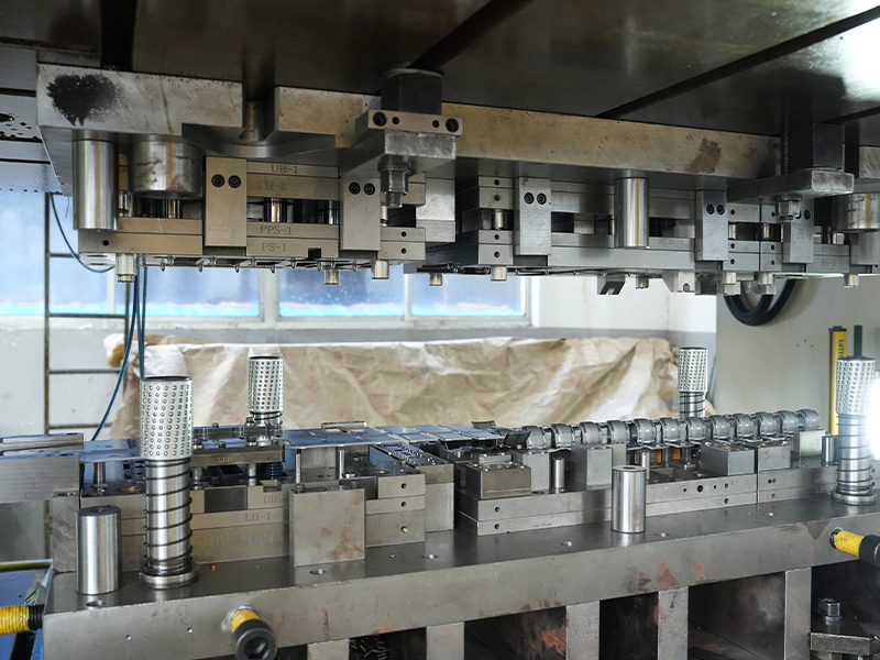 Forneça a você as últimas notícias da empresa e do setor.